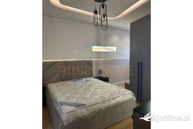 Shtepi me qera Apartament ne Tirane, 2+1, Mobilimi E mobiluar, Pagesa 900  Euro.