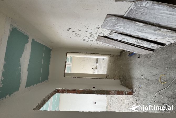 Shtepi ne shitje 2+1 ne Tirane - 250,000 Euro