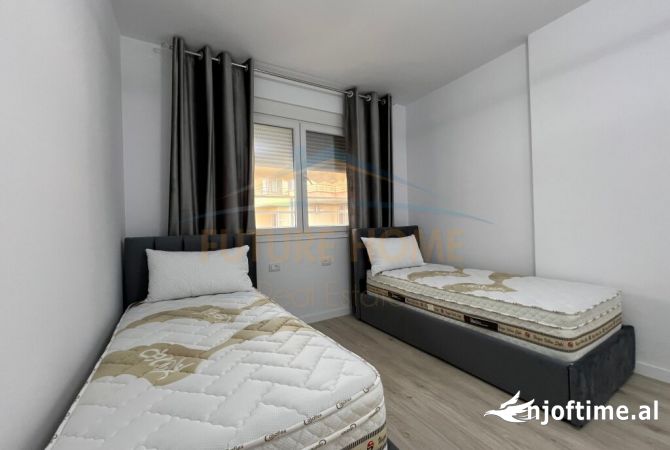 Shtepi me qera Apartament ne Tirane, 2+1, Mobilimi E mobiluar, Pagesa 550  Euro.