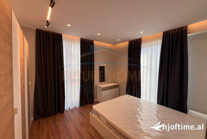 Shtepi me qera Apartament ne Tirane, 3+1, Mobilimi E mobiluar, Pagesa 850  Euro.