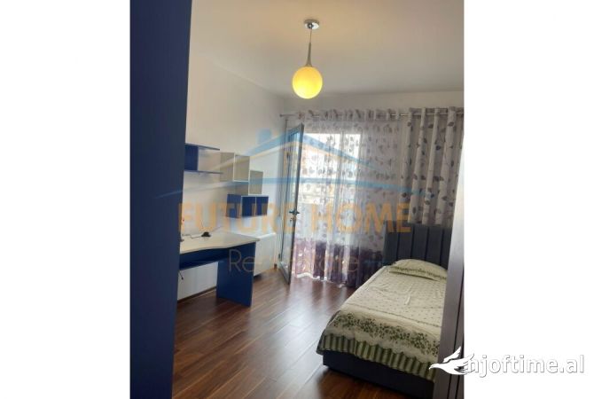 Shtepi me qera Apartament ne Tirane, 2+1, Mobilimi E mobiluar, Pagesa 650  Euro.