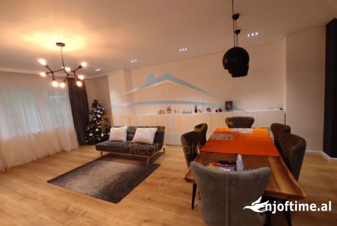 Shtepi ne shitje 2+1 ne Tirane - 420,000 Euro
