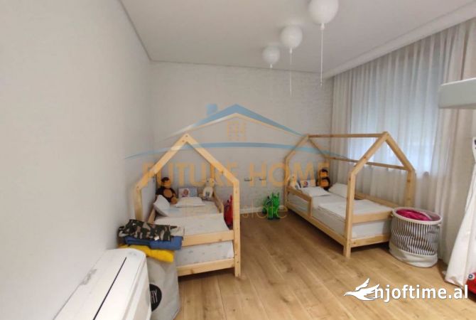 Shtepi ne shitje Apartament ne Tirane, 2+1, Mobilimi E mobiluar, Pagesa 420,000  Euro.