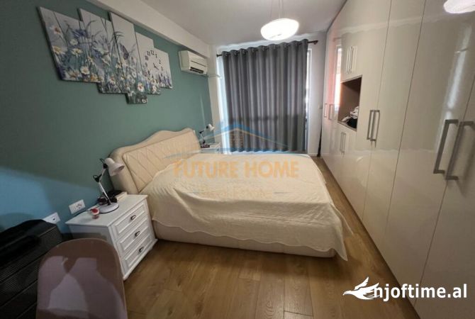 Shtepi ne shitje Apartament ne Tirane, 2+1, Mobilimi E mobiluar, Pagesa 149,000  Euro.