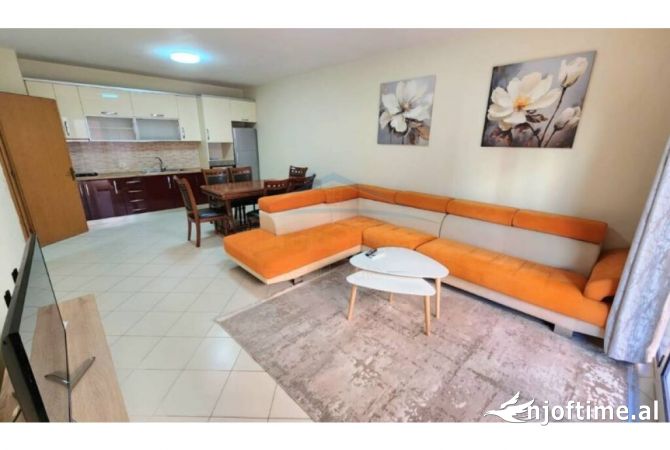 Shtepi me qera 2+1 ne Tirane - 500 Euro