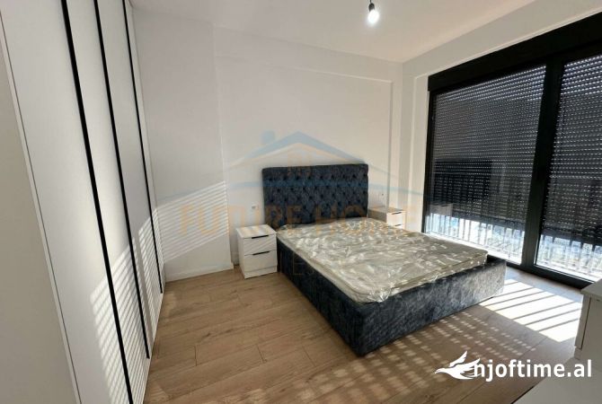 Shtepi me qera Apartament ne Tirane, 3+1, Mobilimi E mobiluar, Pagesa 700  Euro.