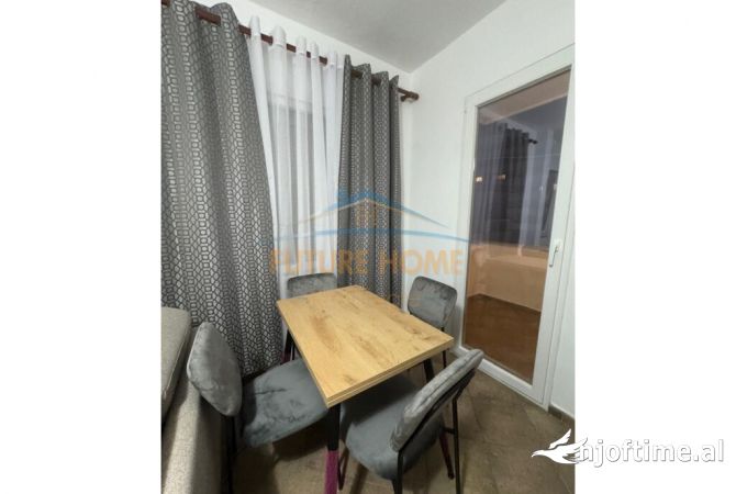 Shtepi me qera Apartament ne Tirane, 1+1, Mobilimi E mobiluar, Pagesa 500  Euro.