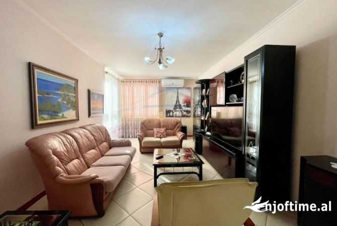 Shtepi ne shitje 2+1 ne Tirane - 330,000 Euro