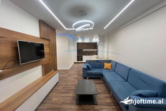 Shtepi me qera 2+1 ne Tirane - 600 Euro