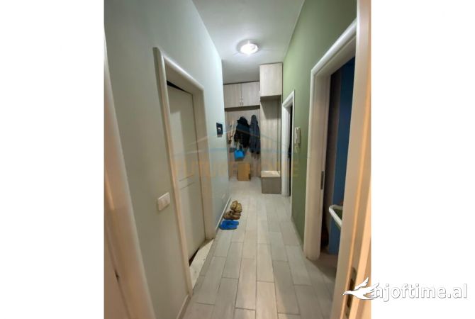 Shtepi me qera Apartament ne Tirane, 2+1, Mobilimi E mobiluar, Pagesa 550  Euro.