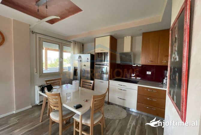 Shtepi ne shitje 3+1 ne Tirane - 310,000 Euro