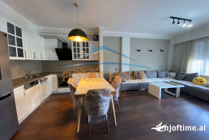 Shtepi ne shitje 2+1 ne Tirane - 300,000 Euro