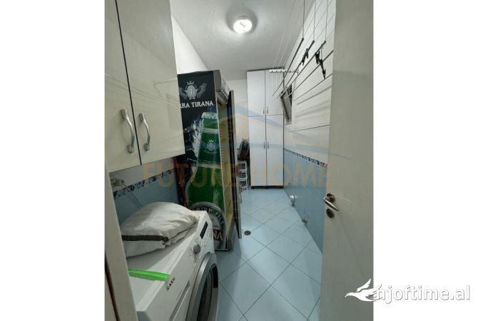 Shtepi me qera Apartament ne Tirane, 2+1, Mobilimi E mobiluar, Pagesa 550  Euro.