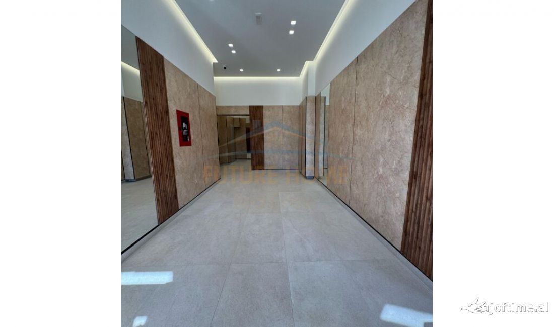 Shtepi ne shitje Apartament ne Tirane, 2+1, Mobilimi Bosh, pa mobiluar, Pagesa 287,000  Euro.