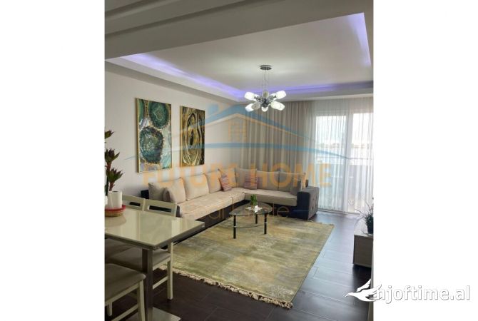 Shtepi me qera 2+1 ne Tirane - 650 Euro