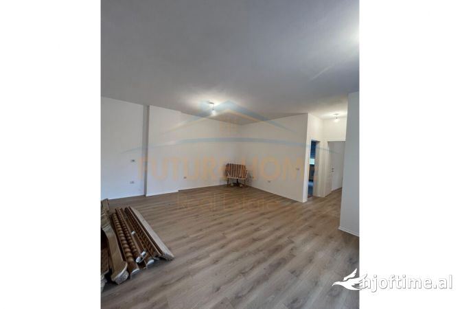 Shtepi ne shitje 2+1 ne Tirane - 175,000 Euro