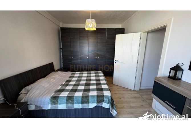 Shtepi ne shitje Apartament ne Tirane, 2+1, Mobilimi E mobiluar, Pagesa 210,000  Euro.