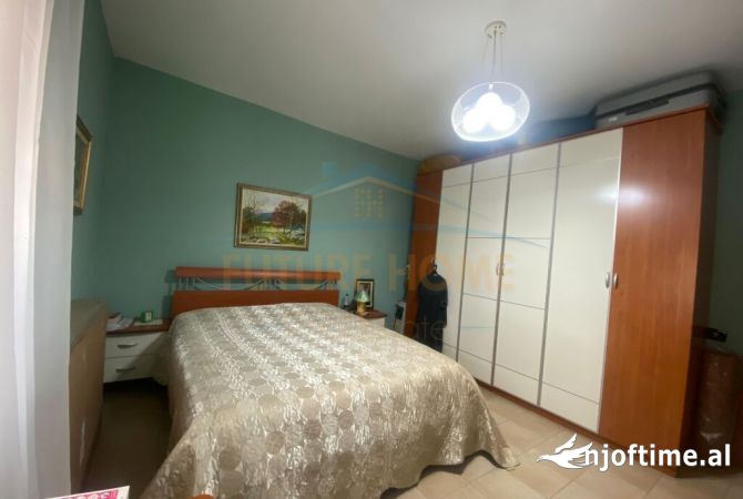 Shtepi ne shitje Apartament ne Tirane, 2+1, Mobilimi E mobiluar, Pagesa 248,000  Euro.