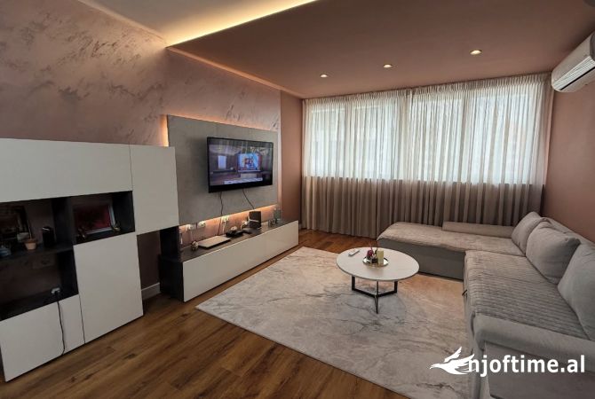 Shtepi ne shitje 3+1 ne Tirane - 249,000 Euro