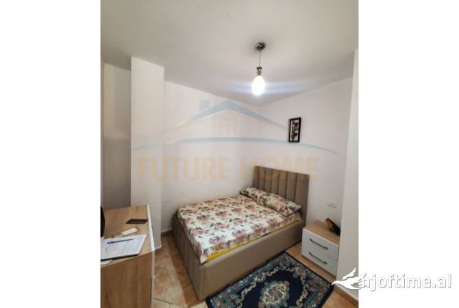 Shtepi me qera Apartament ne Tirane, 2+1, Mobilimi E mobiluar, Pagesa 550  Euro.