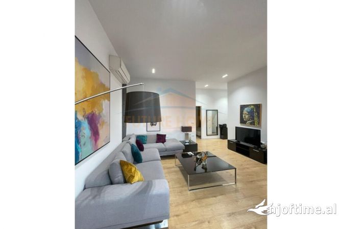 Shtepi me qera 2+1 ne Tirane - 900 Euro