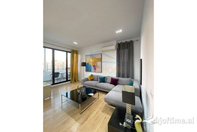 Shtepi me qera 2+1 ne Tirane - 900 Euro