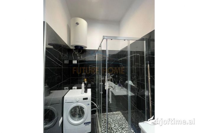 Shtepi me qera Apartament ne Tirane, 2+1, Mobilimi E mobiluar, Pagesa 900  Euro.