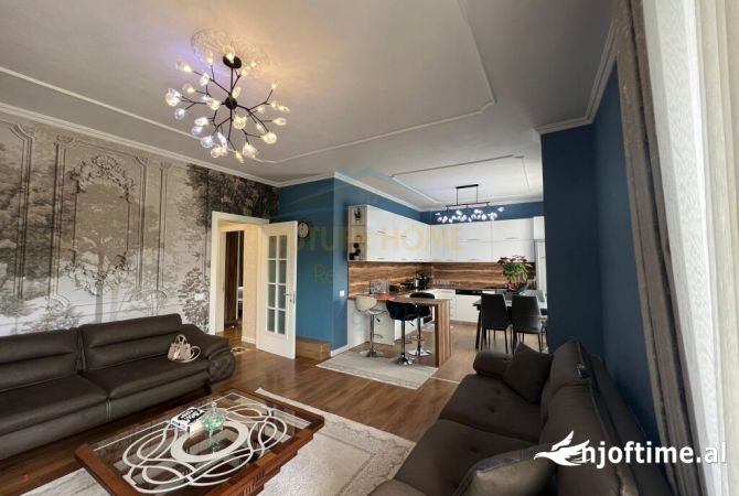 Shtepi ne shitje 2+1 ne Tirane - 210,000 Euro
