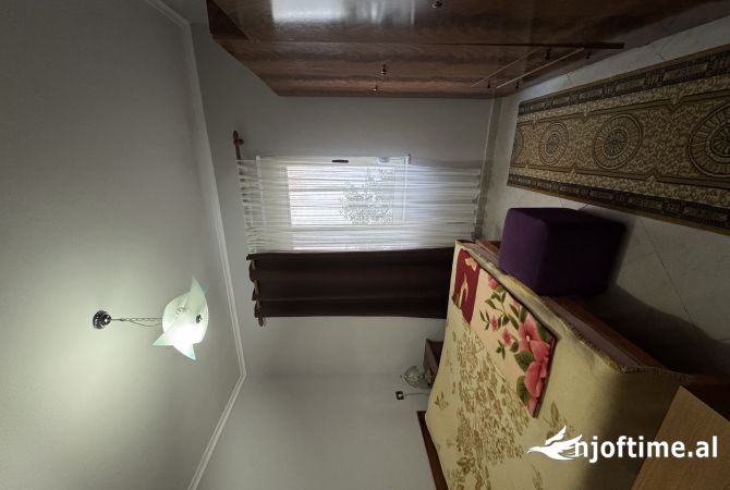 Shtepi me qera 2+1 ne Tirane - 550 Euro