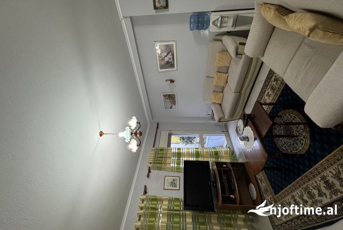 Shtepi me qera 2+1 ne Tirane - 550 Euro