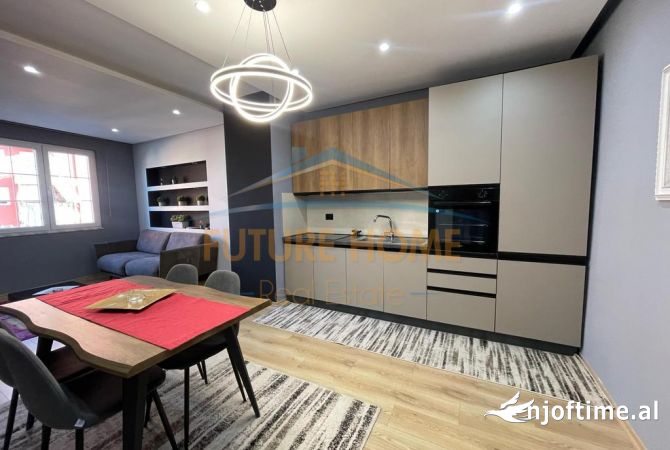Shtepi me qera 2+1 ne Tirane - 650 Euro
