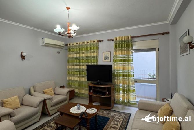 Shtepi me qera 2+1 ne Tirane - 550 Euro