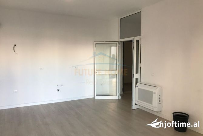 Shtepi me qera 2+1 ne Tirane - 599 Euro