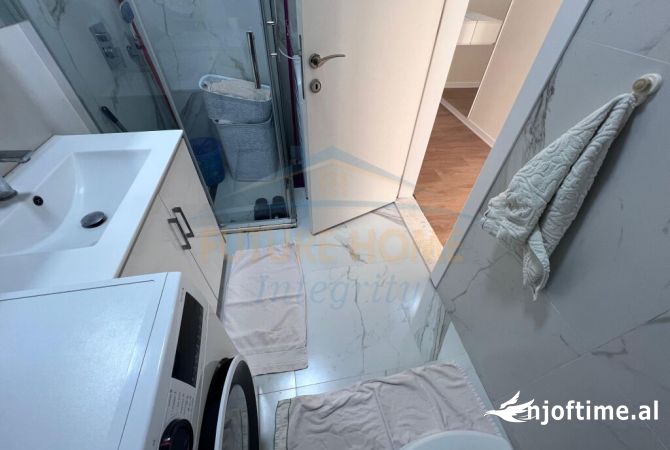 Shtepi ne shitje Apartament ne Tirane, 2+1, Mobilimi E mobiluar, Pagesa 153,000  Euro.