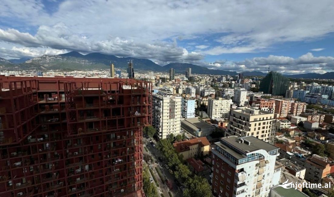 Shtepi ne shitje Apartament ne Tirane, 2+1, Mobilimi Bosh, pa mobiluar, Pagesa 477,000  Euro.