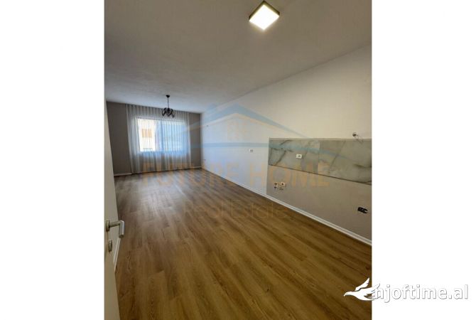 Shtepi ne shitje 2+1 ne Tirane - 106,000 Euro