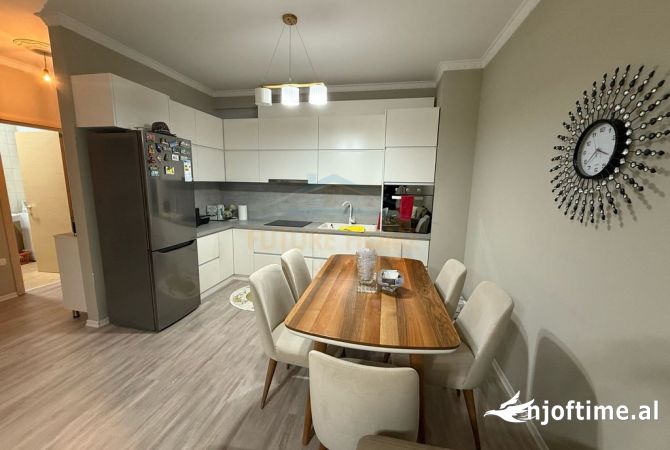 Shtepi ne shitje 1+1 ne Tirane - 140,000 Euro