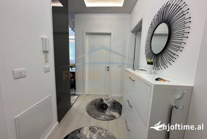 Shtepi ne shitje Apartament ne Tirane, 2+1, Mobilimi E mobiluar, Pagesa 167,000  Euro.