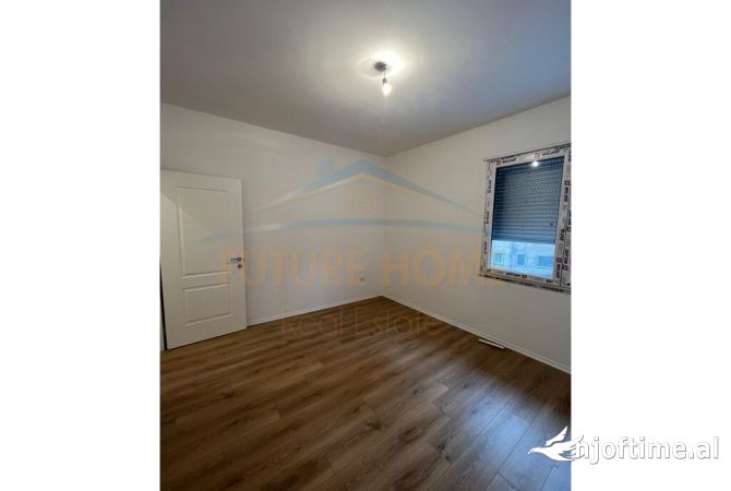 Shtepi ne shitje Apartament ne Tirane, 2+1, Mobilimi Bosh, pa mobiluar, Pagesa 175,000  Euro.