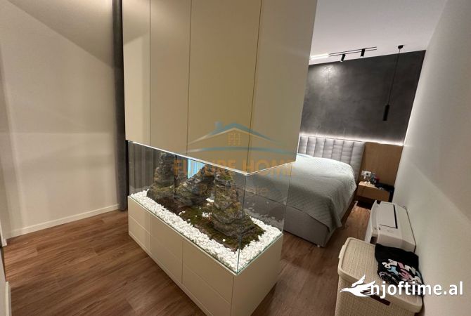Shtepi ne shitje Apartament ne Tirane, 2+1, Mobilimi E mobiluar, Pagesa 390,000  Euro.