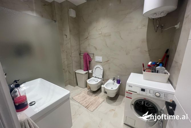 Shtepi me qera Apartament ne Tirane, 1+1, Mobilimi E mobiluar, Pagesa 600  Euro.