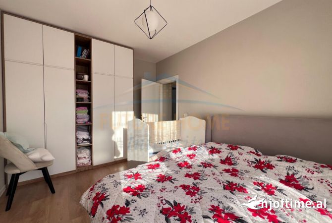 Shtepi ne shitje Apartament ne Tirane, 2+1, Mobilimi E mobiluar, Pagesa 149,000  Euro.