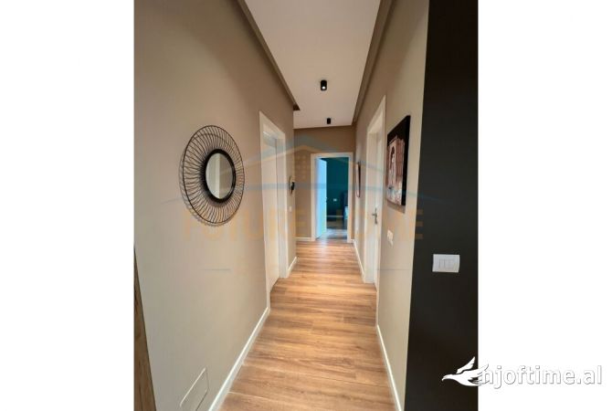 Shtepi me qera Apartament ne Tirane, 2+1, Mobilimi E mobiluar, Pagesa 750  Euro.