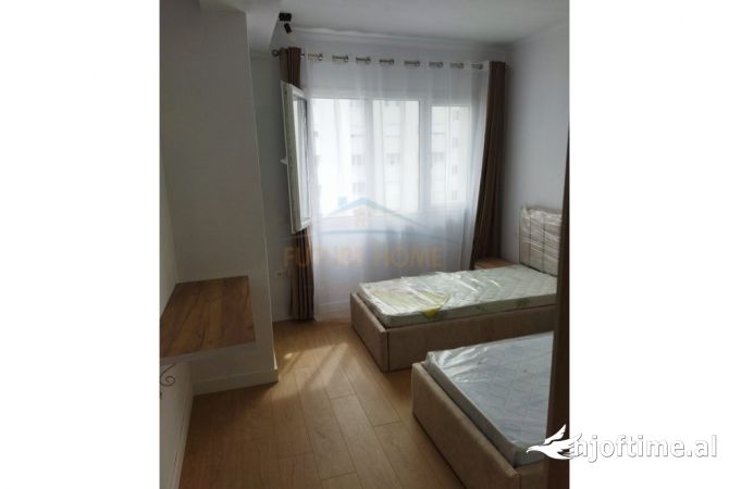 Shtepi me qera 2+1 ne Tirane - 700 Euro