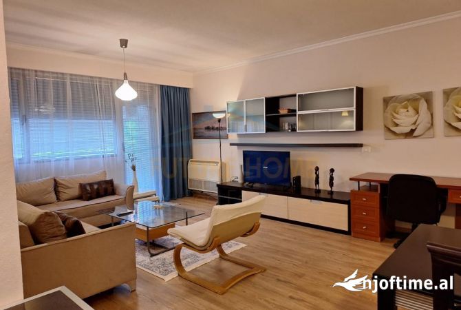 Shtepi me qera 2+1 ne Tirane - 850 Euro
