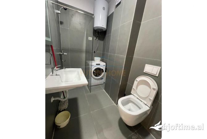 Shtepi me qera Apartament ne Tirane, 1+1, Mobilimi E mobiluar, Pagesa 600  Euro.