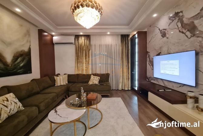 Shtepi ne shitje 2+1 ne Tirane - 250,000 Euro
