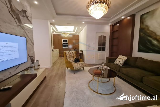 Casa in affitto 2+1 a Tirana - 1,000 Euro