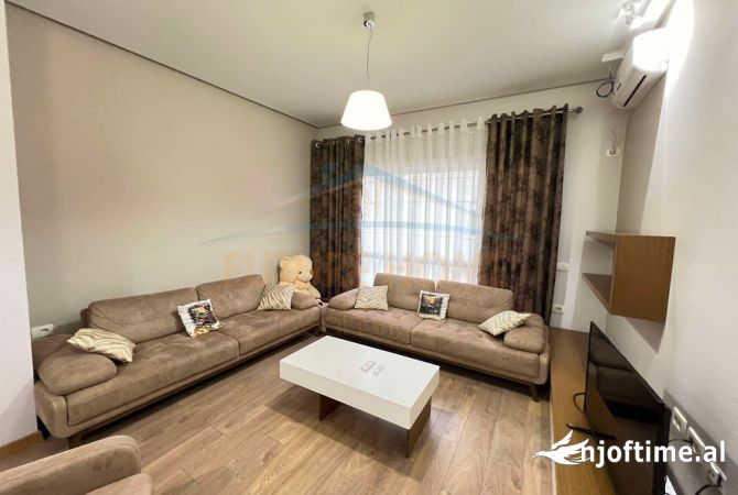 Shtepi ne shitje 1+1 ne Tirane - 165,000 Euro