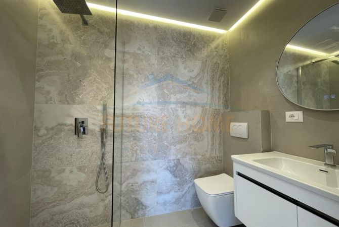 Shtepi ne shitje Apartament ne Tirane, 2+1, Mobilimi E mobiluar, Pagesa 212,000  Euro.